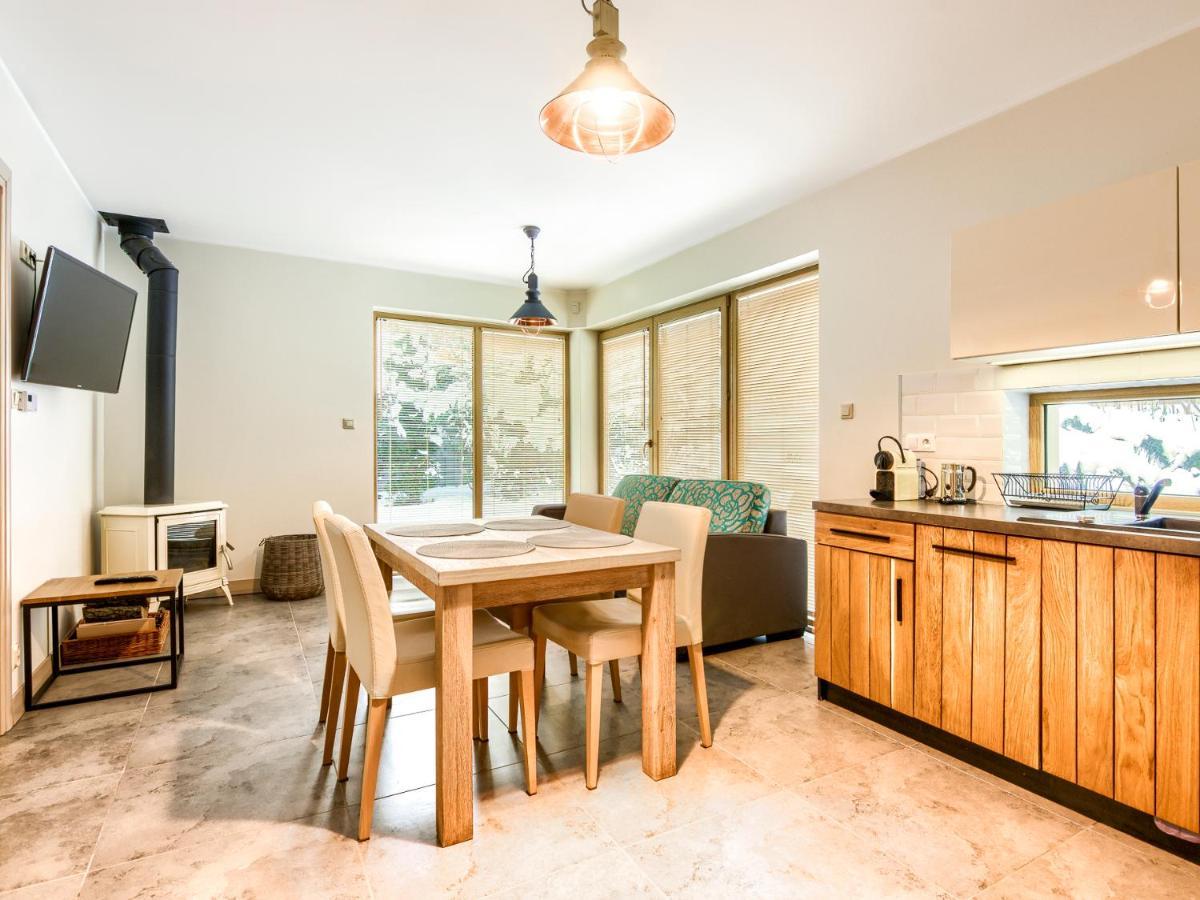 Mazursko - Komfortowe Apartamenty Nad Jeziorem, Sauna, Kominki Na Parterze クレトビニ エクステリア 写真