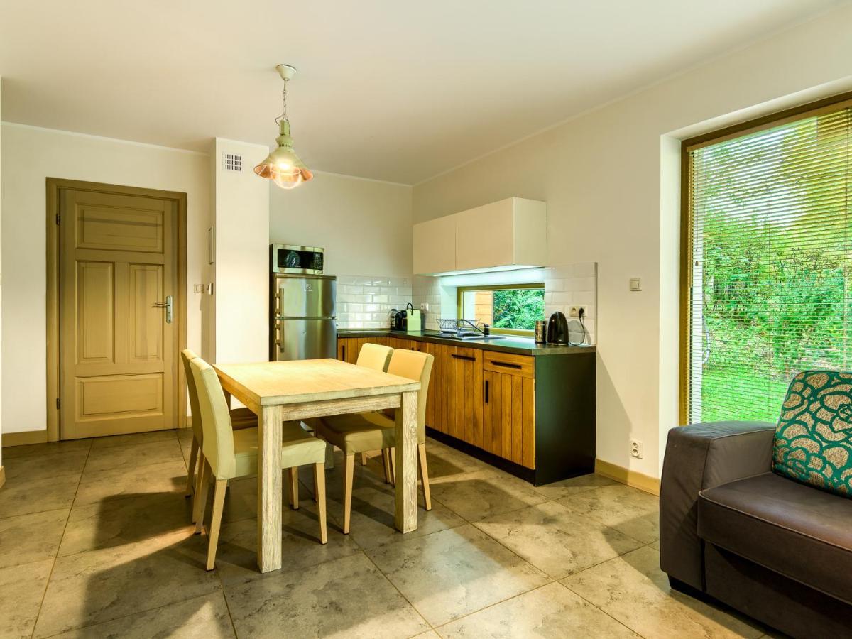 Mazursko - Komfortowe Apartamenty Nad Jeziorem, Sauna, Kominki Na Parterze クレトビニ エクステリア 写真