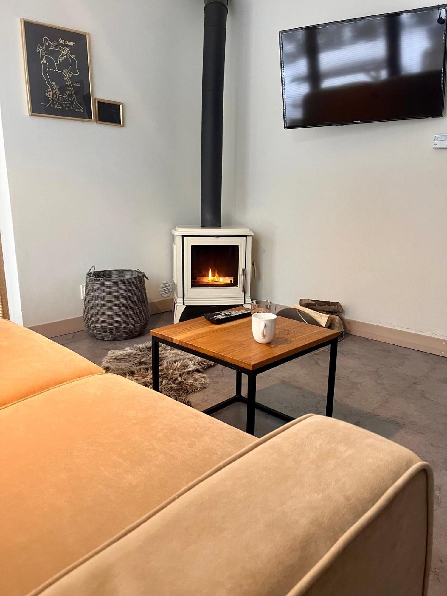 Mazursko - Komfortowe Apartamenty Nad Jeziorem, Sauna, Kominki Na Parterze クレトビニ エクステリア 写真