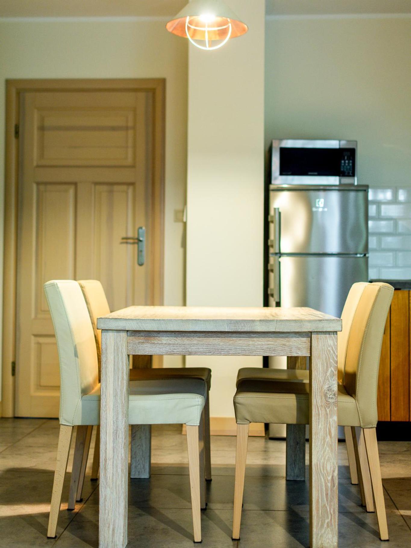 Mazursko - Komfortowe Apartamenty Nad Jeziorem, Sauna, Kominki Na Parterze クレトビニ 部屋 写真