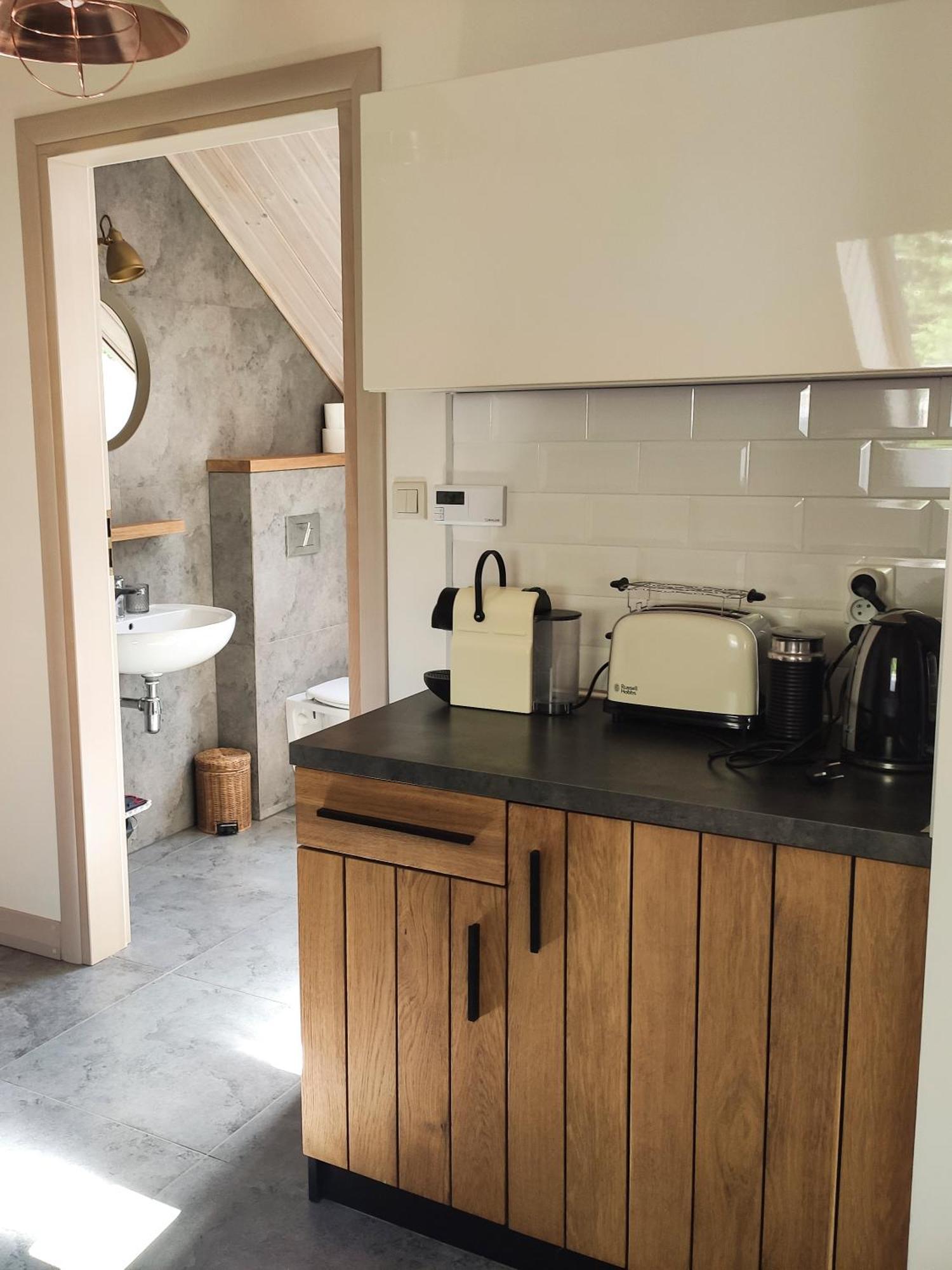 Mazursko - Komfortowe Apartamenty Nad Jeziorem, Sauna, Kominki Na Parterze クレトビニ 部屋 写真