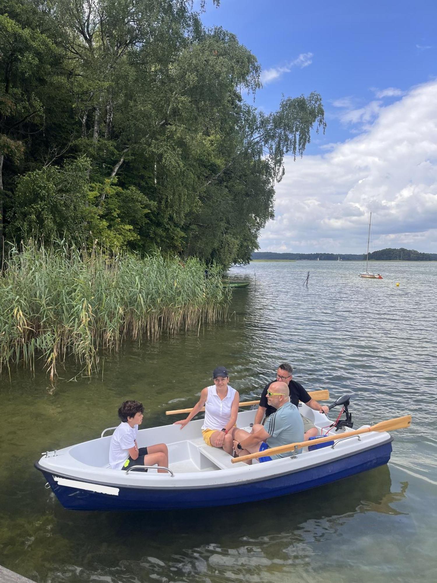 Mazursko - Komfortowe Apartamenty Nad Jeziorem, Sauna, Kominki Na Parterze クレトビニ エクステリア 写真